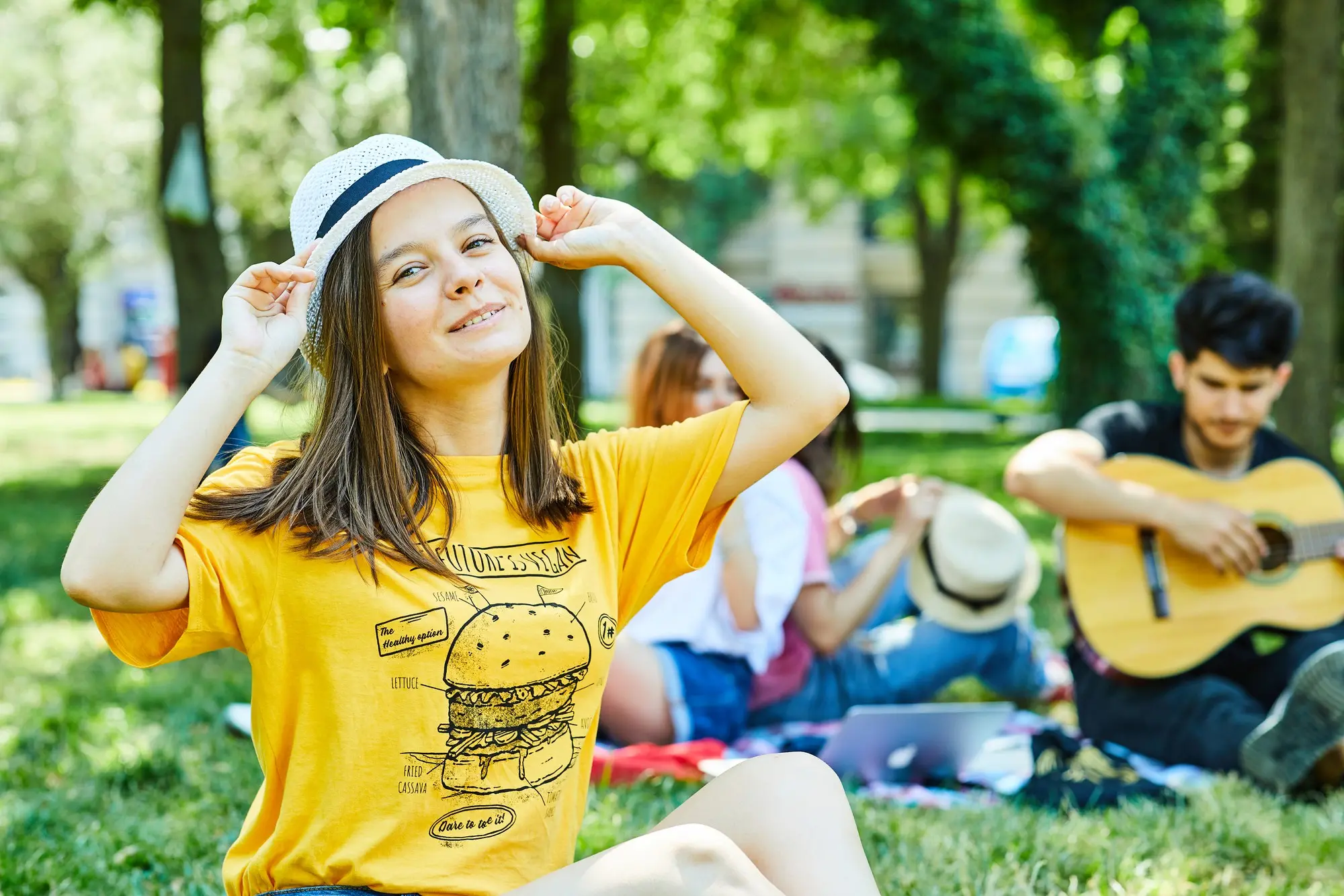 T-Shirts para Comissões de Festas e Arraiais: Identidade, Organização e Tradição